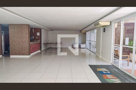 Apartamento para alugar com 64m², 2 quartos e 1 vagaÁrea comum - Salão de festas