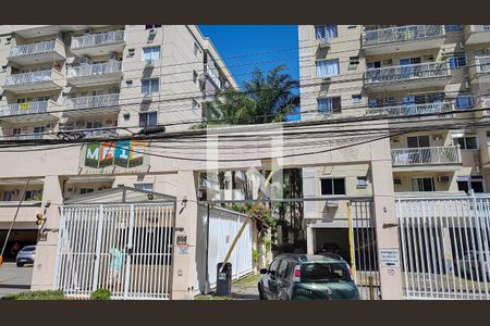 Apartamento para alugar com 64m², 2 quartos e 1 vagaFachada e portaria