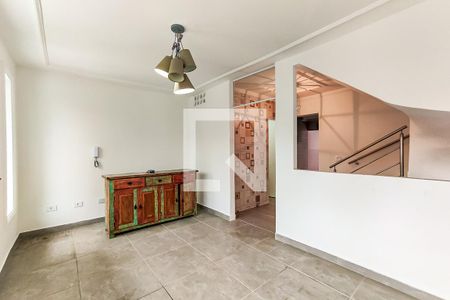 Sala de casa para alugar com 3 quartos, 155m² em Jardim Londrina, São Paulo