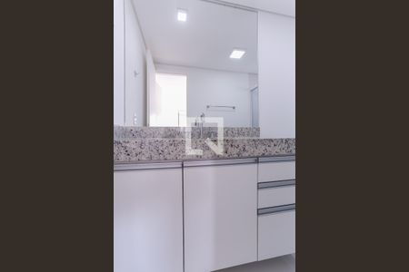 Apartamento para alugar com 66m², 2 quartos e 2 vagasBanheiro Suíte