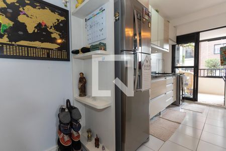 Cozinha de apartamento para alugar com 2 quartos, 59m² em Centro, Curitiba