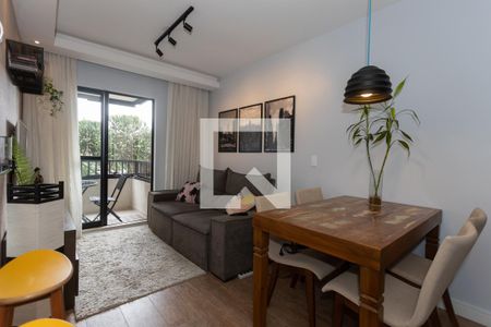 Sala de apartamento para alugar com 2 quartos, 59m² em Centro, Curitiba