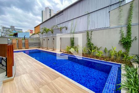 Apartamento à venda com 44m², 1 quarto e 1 vaga Apartamento à venda com 44m², 1 quarto e 1 vagaÁrea comum - Piscina