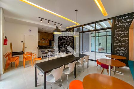 Apartamento à venda com 44m², 1 quarto e 1 vaga Apartamento à venda com 44m², 1 quarto e 1 vagaÁrea comum - Salão de festas