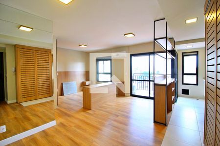 Sala de apartamento à venda com 1 quarto, 44m² em Campestre, Santo André