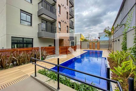 Apartamento à venda com 44m², 1 quarto e 1 vaga Apartamento à venda com 44m², 1 quarto e 1 vagaÁrea comum - Piscina