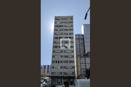 Apartamento à venda com 52m², 2 quartos e 1 vaga Apartamento à venda com 52m², 2 quartos e 1 vagaFachada