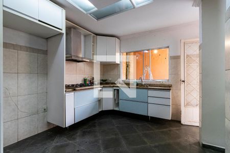 Casa para alugar com 120m², 2 quartos e 1 vaga1o. Andar - Cozinha