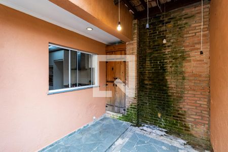 Casa para alugar com 120m², 2 quartos e 1 vagaQuintal