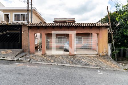Casa para alugar com 120m², 2 quartos e 1 vagaFachada