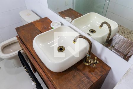 Casa para alugar com 120m², 2 quartos e 1 vaga2o. Andar - Banheiro da Suíte 2