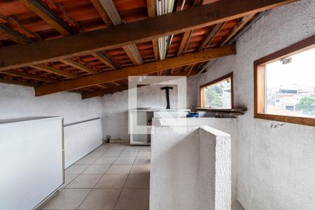 Casa para alugar com 120m², 2 quartos e 1 vaga4o. Andar - Sótão