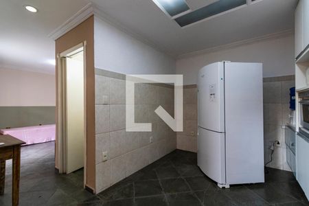 1o. Andar - Cozinha de casa para alugar com 2 quartos, 120m² em Vila Liviero, São Paulo