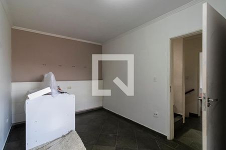 2o. Andar - Suíte 1 de casa para alugar com 2 quartos, 120m² em Vila Liviero, São Paulo