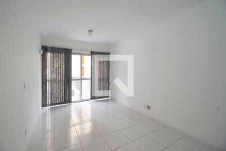 Sala/Quarto de kitnet/studio à venda com 1 quarto, 32m² em Centro Histórico, Porto Alegre