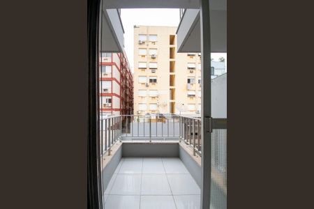 Sacada de kitnet/studio à venda com 1 quarto, 32m² em Centro Histórico, Porto Alegre