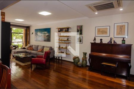 Sala de apartamento à venda com 4 quartos, 150m² em Copacabana, Rio de Janeiro