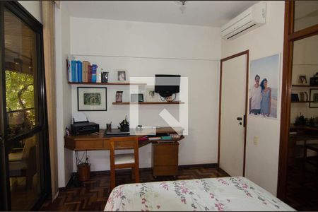 Apartamento à venda com 150m², 4 quartos e 1 vagaQuarto 2