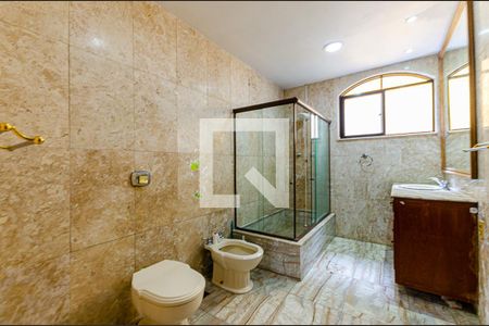 Casa à venda com 450m², 3 quartos e 4 vagasBanheiro