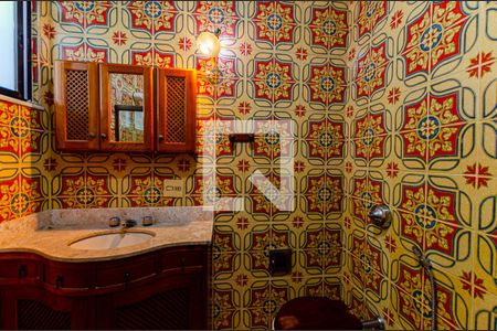 Casa à venda com 450m², 3 quartos e 4 vagasBanheiro da Suíte