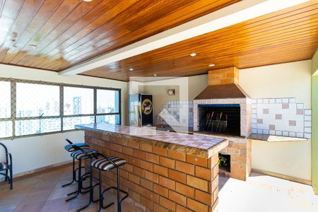 Apartamento à venda com 220m², 3 quartos e 4 vagasÁrea comum - Churrasqueira