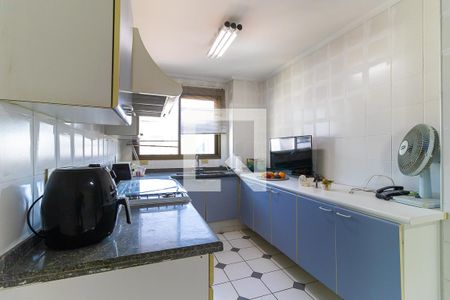 Apartamento à venda com 220m², 3 quartos e 4 vagasCozinha