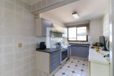 Apartamento à venda com 220m², 3 quartos e 4 vagasCozinha