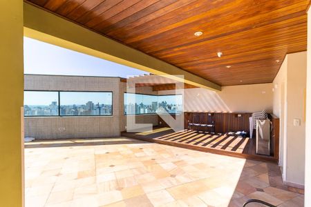 Apartamento à venda com 220m², 3 quartos e 4 vagasCobertura