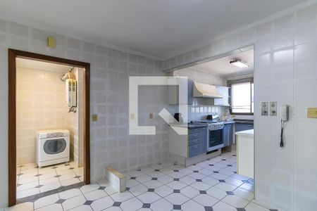 Apartamento à venda com 220m², 3 quartos e 4 vagasCozinha