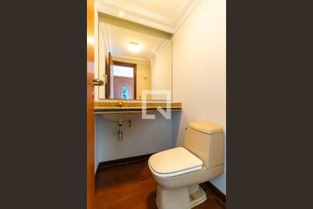 Apartamento à venda com 220m², 3 quartos e 4 vagasLavabo