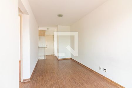 Sala de apartamento à venda com 2 quartos, 51m² em Km 18, Osasco