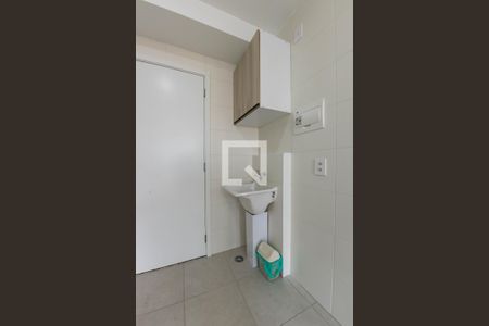 Área de Serviço de kitnet/studio para alugar com 1 quarto, 29m² em Vila Ema, São Paulo