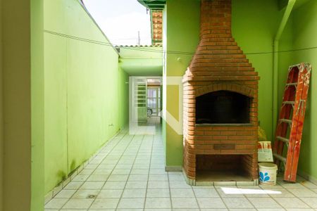 Casa para alugar com 100m², 4 quartos e 2 vagas Casa para alugar com 100m², 4 quartos e 2 vagasQuintal