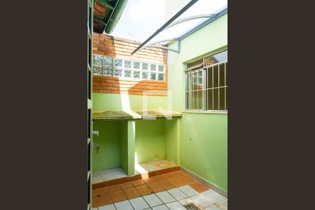 Casa para alugar com 100m², 4 quartos e 2 vagas Casa para alugar com 100m², 4 quartos e 2 vagasVaranda
