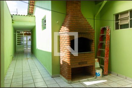 Casa para alugar com 100m², 4 quartos e 2 vagas Casa para alugar com 100m², 4 quartos e 2 vagasQuintal