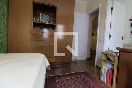 Apartamento à venda com 160m², 4 quartos e 3 vagasQuarto Suite 3