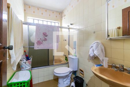 Casa para alugar com 300m², 4 quartos e 2 vagas Casa para alugar com 300m², 4 quartos e 2 vagasBanheiro da Suíte