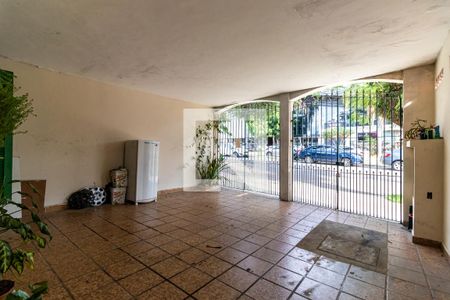 Casa para alugar com 300m², 4 quartos e 2 vagas Casa para alugar com 300m², 4 quartos e 2 vagasGaragem
