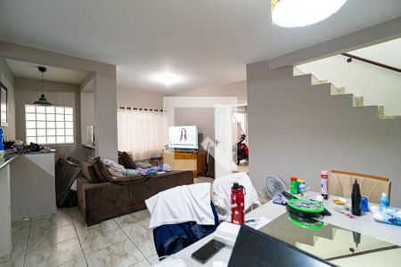 Sala de casa para alugar com 8 quartos, 280m² em Bela Vista, São Paulo