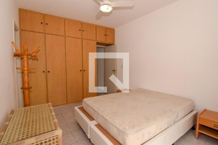 Suíte de apartamento para alugar com 2 quartos, 93m² em Jardim Belmar, Guarujá