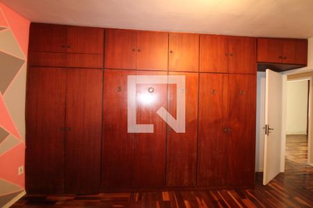 Casa à venda com 176m², 3 quartos e 3 vagasQuarto 3 (Suíte)