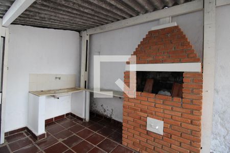 Casa à venda com 176m², 3 quartos e 3 vagasQuintal