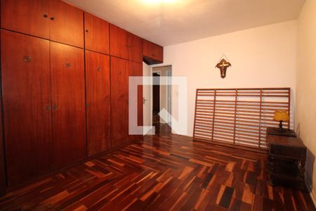 Casa à venda com 176m², 3 quartos e 3 vagasQuarto 3 (Suíte)