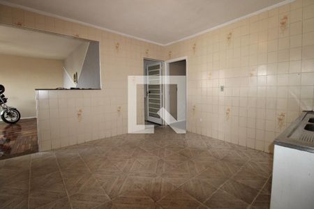 Casa à venda com 176m², 3 quartos e 3 vagasCozinha