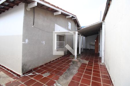 Casa à venda com 176m², 3 quartos e 3 vagasQuintal
