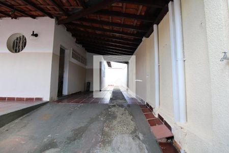 Casa à venda com 176m², 3 quartos e 3 vagasGaragem