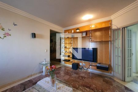 Sala de TV de apartamento para alugar com 4 quartos, 560m² em Bosque da Saúde, São Paulo