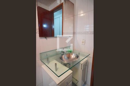 Casa à venda com 360m², 5 quartos e 5 vagasBanheiro Corredor