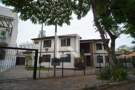 Casa à venda com 360m², 5 quartos e 5 vagasFachada da Casa