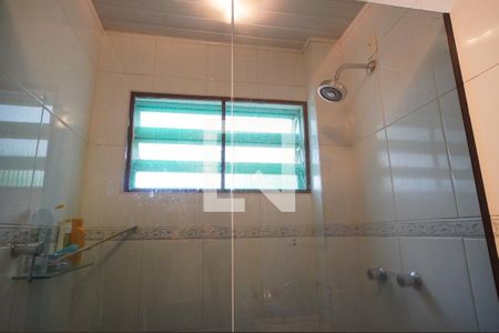 Casa à venda com 360m², 5 quartos e 5 vagasBanheiro Corredor